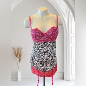 Fredericks of Hollywood Womens Pink‎ Lace Cheetah Bustier Corset